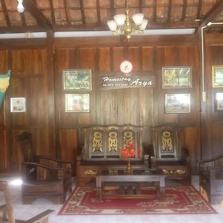 Homestay Arya Mangunan Бантул Екстериор снимка